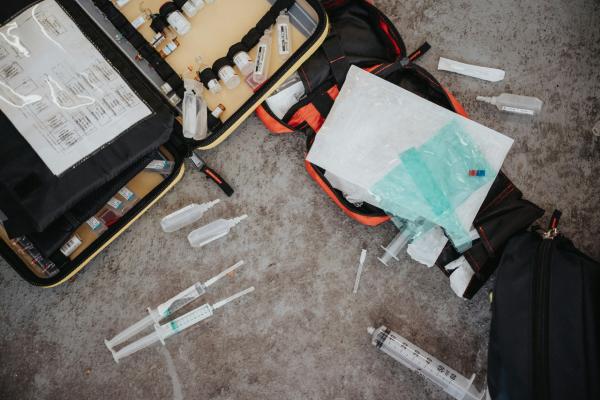 Dental practice first aid kit